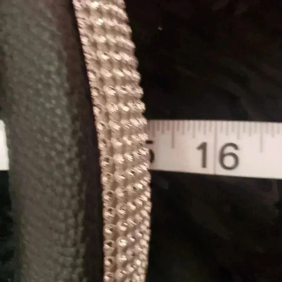 Rhinestone Steering Wheel Cover - Picture 3 of 4